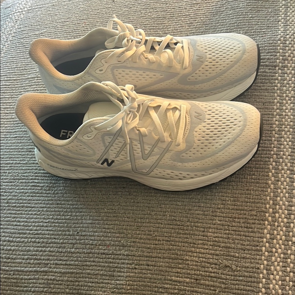 New Balance running shies 880 Size 11 mens